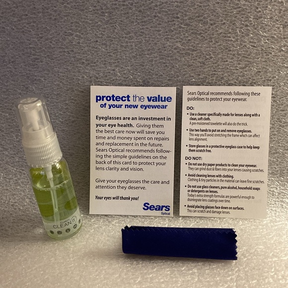 NWOT - Sears ® Optical Eyewear Protection Kit & Cleaning Cloth - Picture 4 of 6